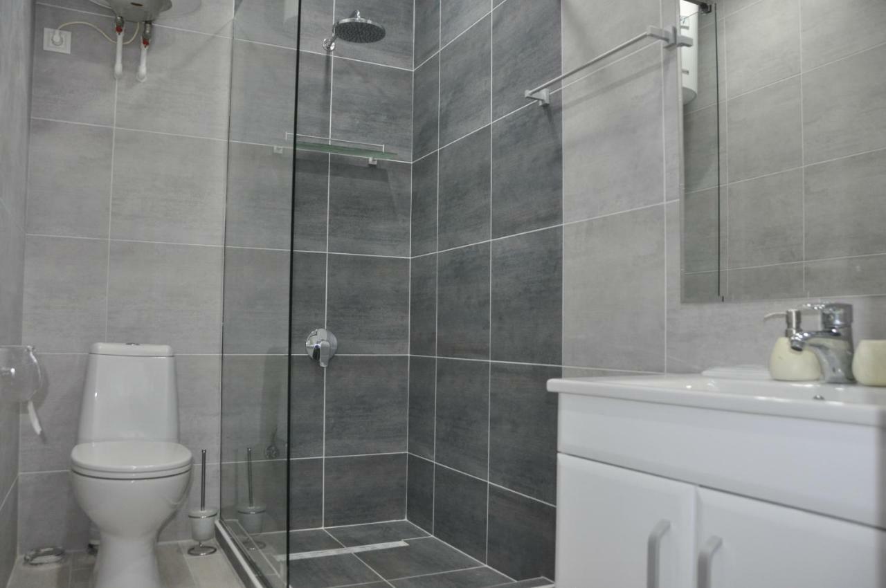 Medelean Hotel Comrat Kültér fotó