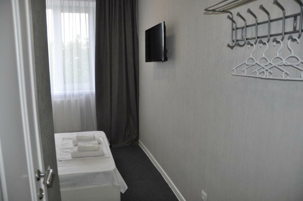 Medelean Hotel Comrat Kültér fotó