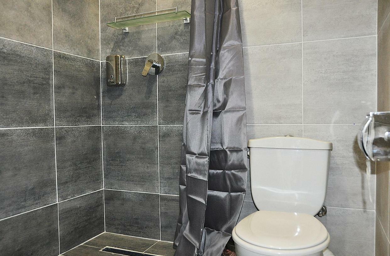 Medelean Hotel Comrat Kültér fotó