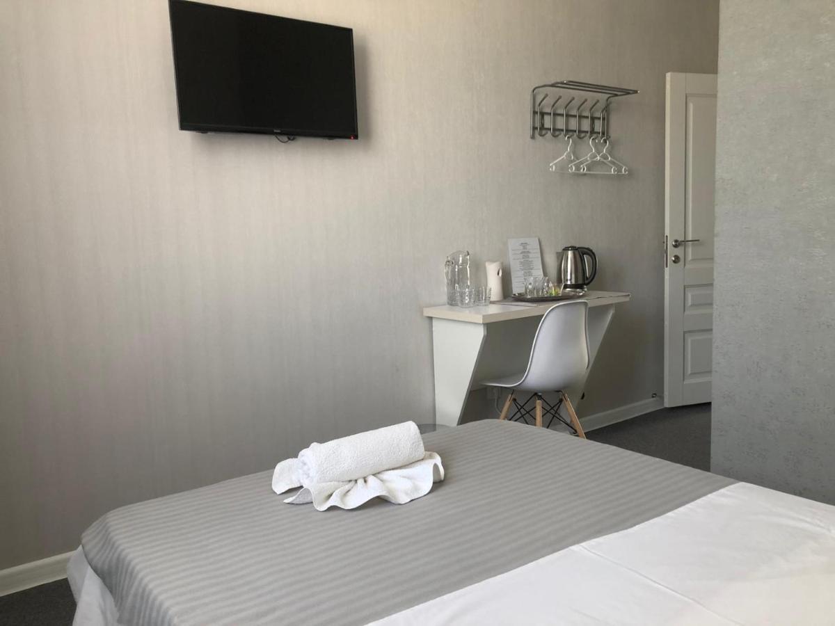 Medelean Hotel Comrat Kültér fotó