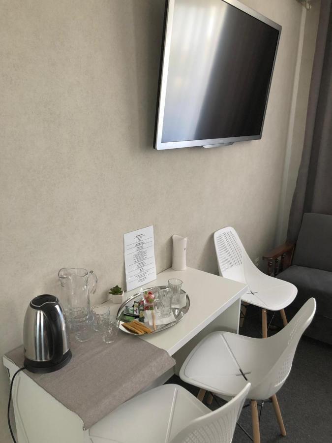Medelean Hotel Comrat Kültér fotó